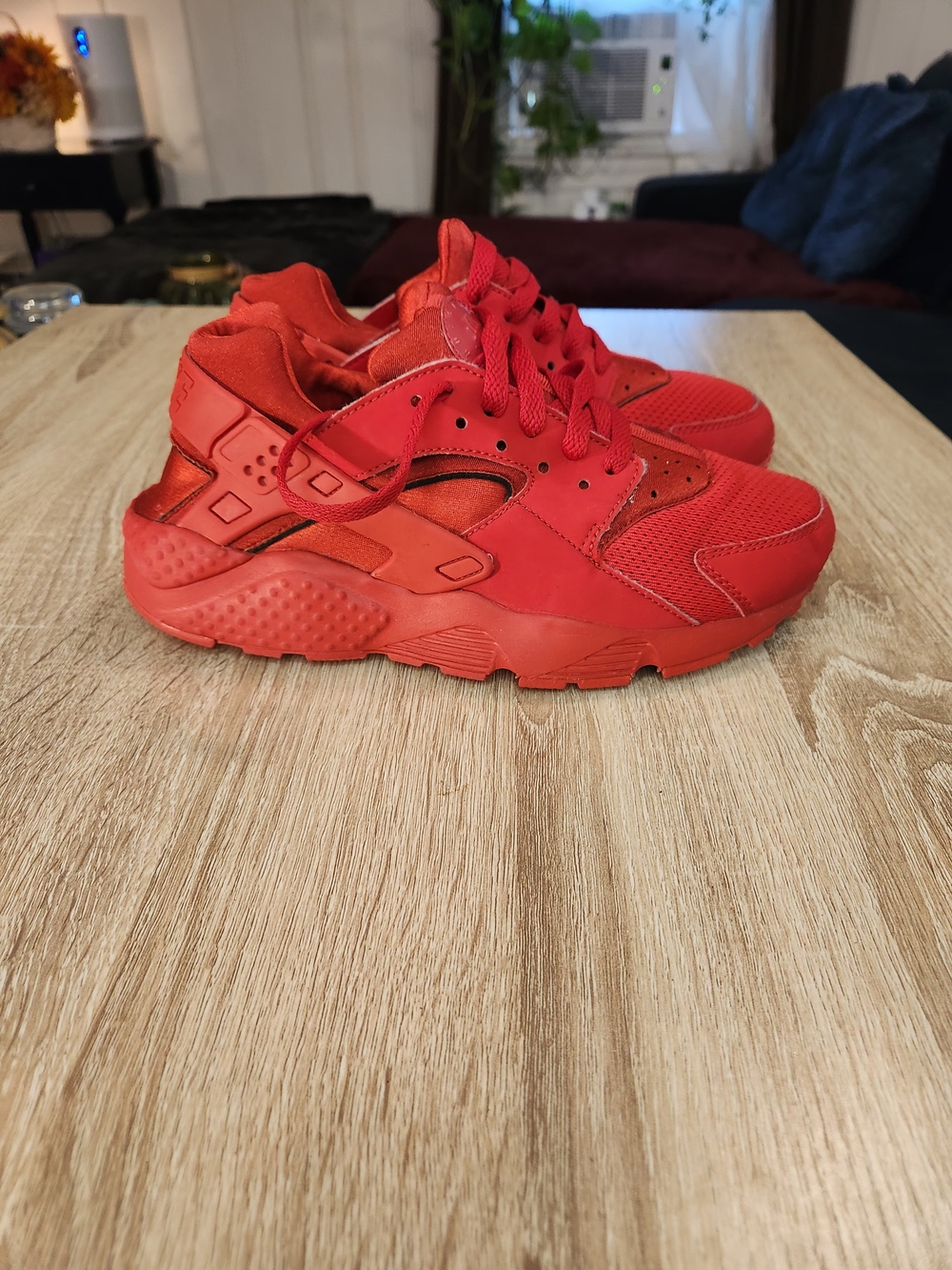 Nike Air Huarache "Triple Red" sneakers Size 6Y